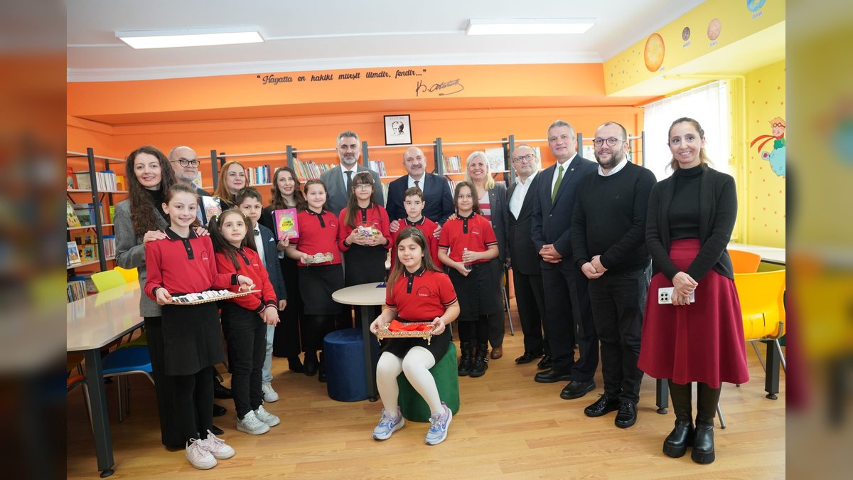 Kartal Kaymakamlığı'ndan Kütüphaneler Haftası'na Özel Etkinlik: Yeni Kütüphane Açıldı