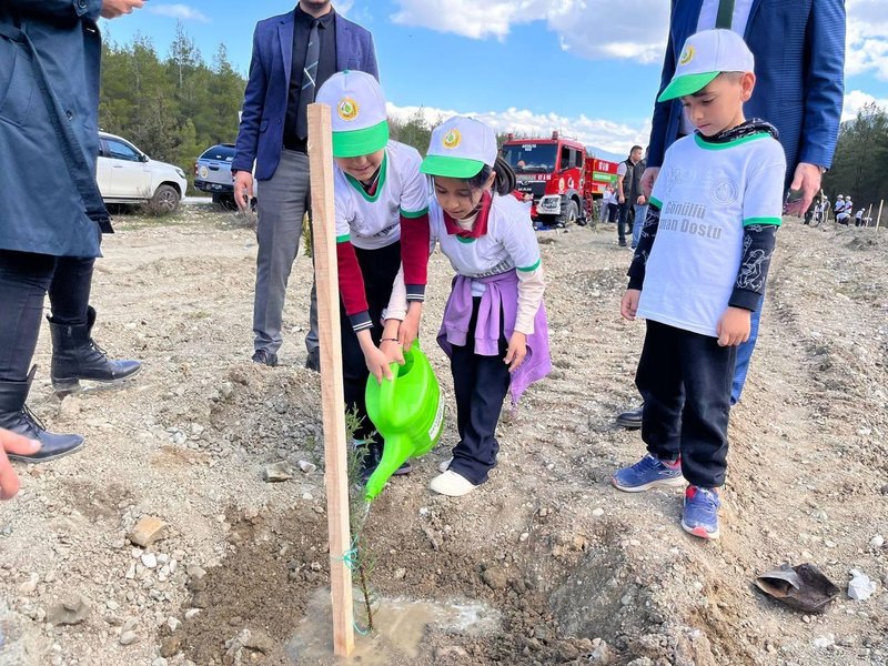 Kaş'ta Orman Haftası Kapsamında Fidan Dikim Etkinliği - Görsel 4