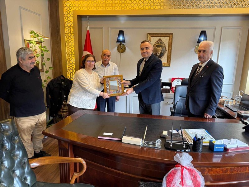 Kemalpaşa'da Eğitime Vefa: Üzümcü Ailesinden Örnek Bağış - Görsel 3