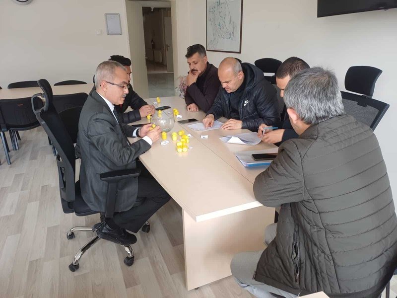 Korkuteli'nde Geleneksel Çocuk Oyunları Şenliği İçin Geri Sayım Başladı: Kura Çekimi Tamamlandı - Görsel 3