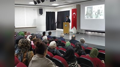 Mamak Kaymakamlığı'ndan 'En İyi Narkotik Polisi: Anne' Projesi Kapsamında Velilere Eğitim