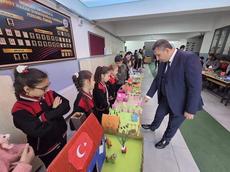 Mengen İlçe Milli Eğitim Müdürü Nizami Özalp'ten Şehit Hasan Durmuşoğlu İlkokulu'na Ziyaret - Görsel 4