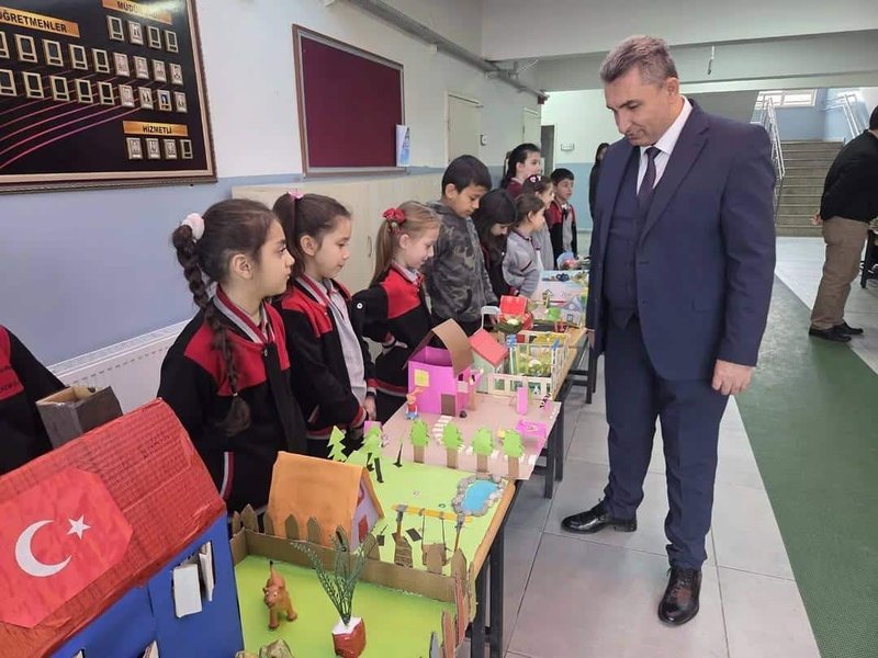 Mengen İlçe Milli Eğitim Müdürü Nizami Özalp'ten Şehit Hasan Durmuşoğlu İlkokulu'na Ziyaret - Görsel 5