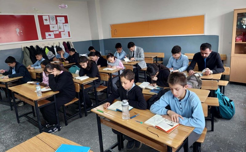 Mihalıççık'ta Kütüphaneler Haftası Coşkusu: Öğrenciler Kitaplarla Buluştu - Görsel 2