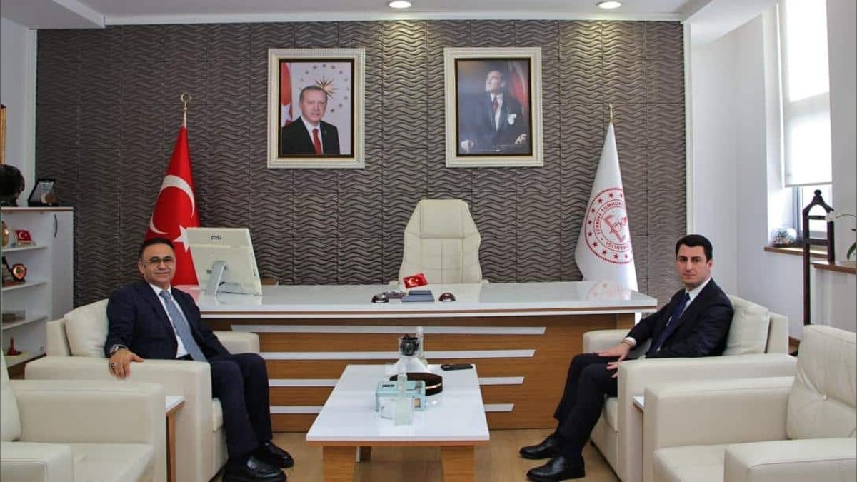 Milli Eğitim Bakan Yardımcısı Macit, İzmir'de Okul İnşaatlarını İnceledi