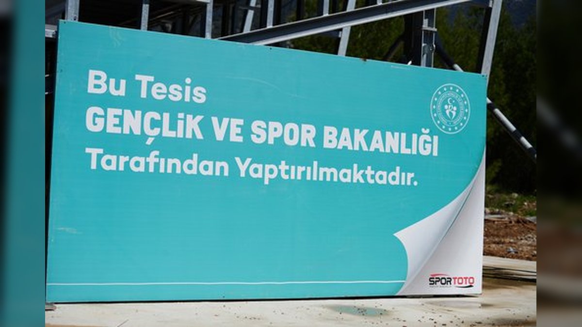 Muğla'da Hokey Sahası İnşaatı Hız Kesmiyor: Gençlere Yeni Spor Alanı Kazandırılıyor