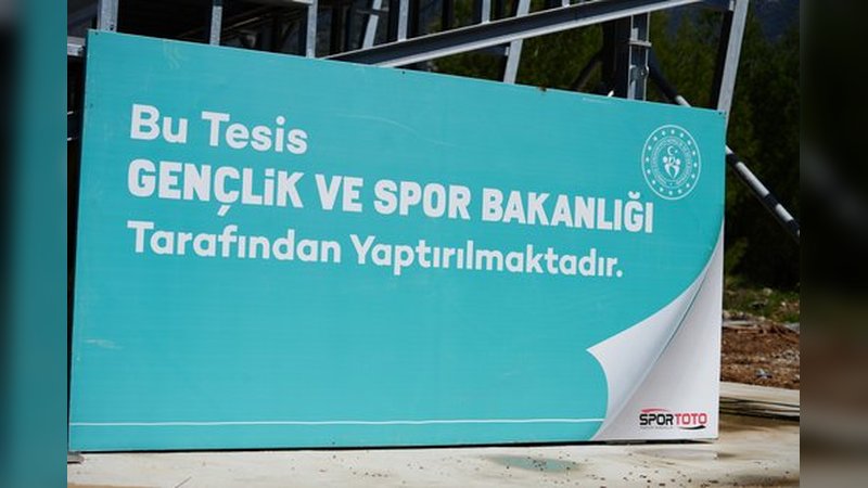 Muğla'da Hokey Sahası İnşaatı Hız Kesmiyor: Gençlere Yeni Spor Alanı Kazandırılıyor