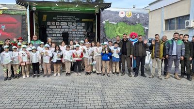Orman Genel Müdürlüğü Tanıtım Tırı Bayramiç ve Ayvacık'ta Orman Haftası Etkinlikleri Düzenledi