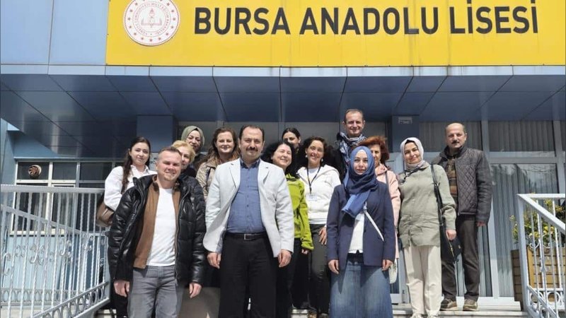 Osmangazi'de 'Eko-Kaşifler' Projesiyle Gençler Doğayla Buluştu