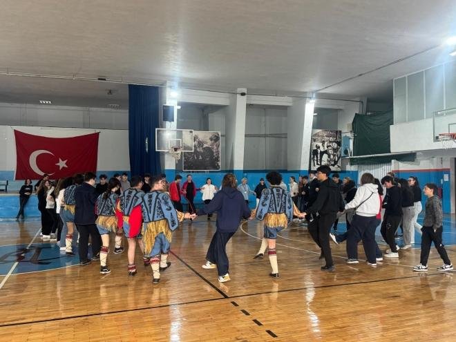 Osmangazi'de 'Eko-Kaşifler' Projesiyle Gençler Doğayla Buluştu - Görsel 5