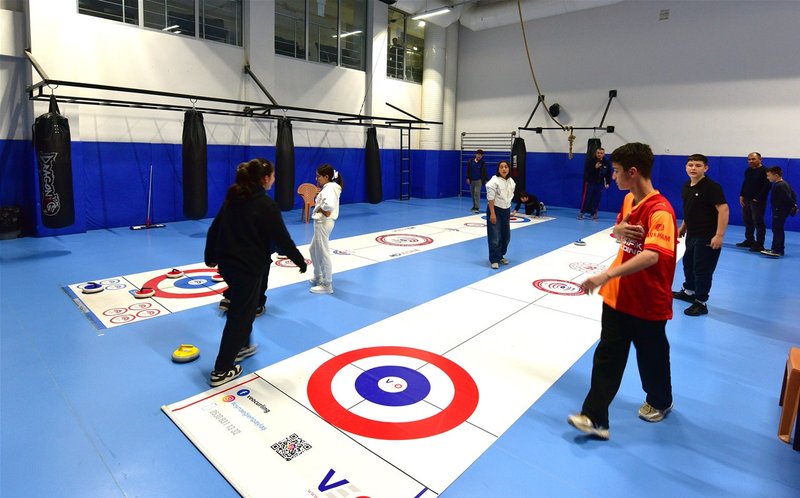 Osmaniye'de Floor Curling Turnuvası 18 Mart Ruhuyla Tamamlandı - Görsel 3