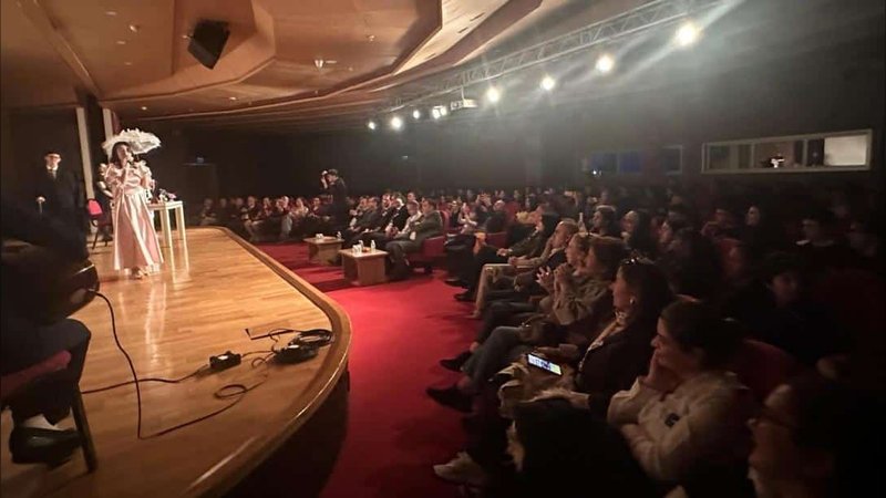 Sarıyer'de Dünya Tiyatrolar Günü Kutlandı: İlçe Programı Gerçekleştirildi