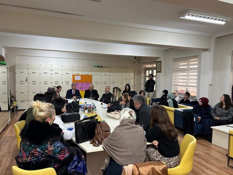 Sincan'da Eğitim Mesaisi Bayrak Töreni ile Başladı: İlçe Milli Eğitim Müdürü Okul Ziyareti - Görsel 5