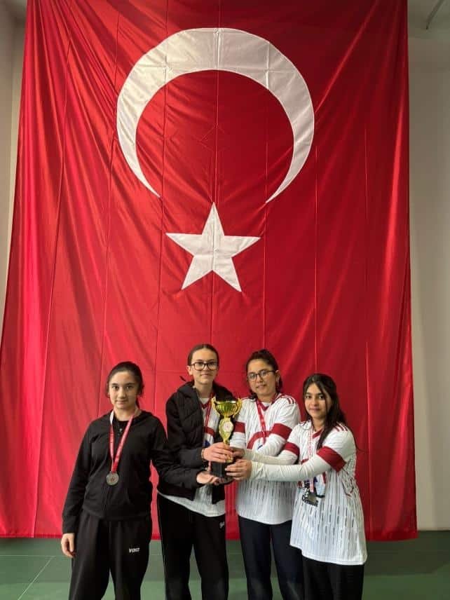 Sincan'dan Floor Curling'de Ankara Şampiyonu: Necip Fazıl Kısakürek Ortaokulu - Görsel 2