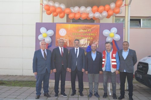 Toroslar Renkli Adımlar Şenliği Başladı: Duygusal Dezavantajlı Öğrenciler İçin Spor, Sanat ve Eğlence - Görsel 3