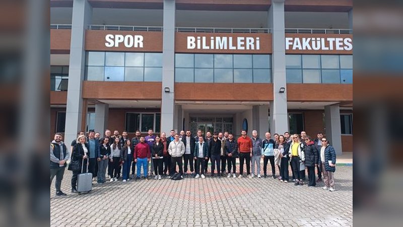 Türkiye Özel Sporcular Masa Tenisi Antrenörlük Kursu Bursa'da Başladı