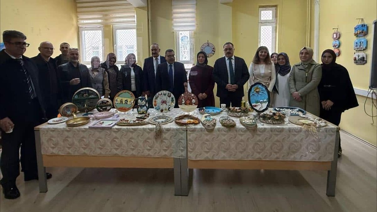 Tuşba'da Sıfır Atık Günü Kutlandı: Hasan Ali Yücel Ortaokulu'nda Farkındalık Programı