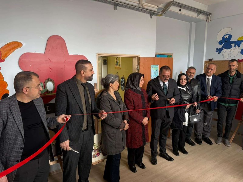 Tuşba'da Sıfır Atık Günü Kutlandı: Hasan Ali Yücel Ortaokulu'nda Farkındalık Programı - Görsel 2