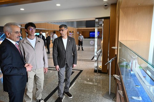 Ulaştırma Bakanı Uraloğlu'ndan 5G Hamlesi: Milli Sporcularla İlk Adım - Görsel 3