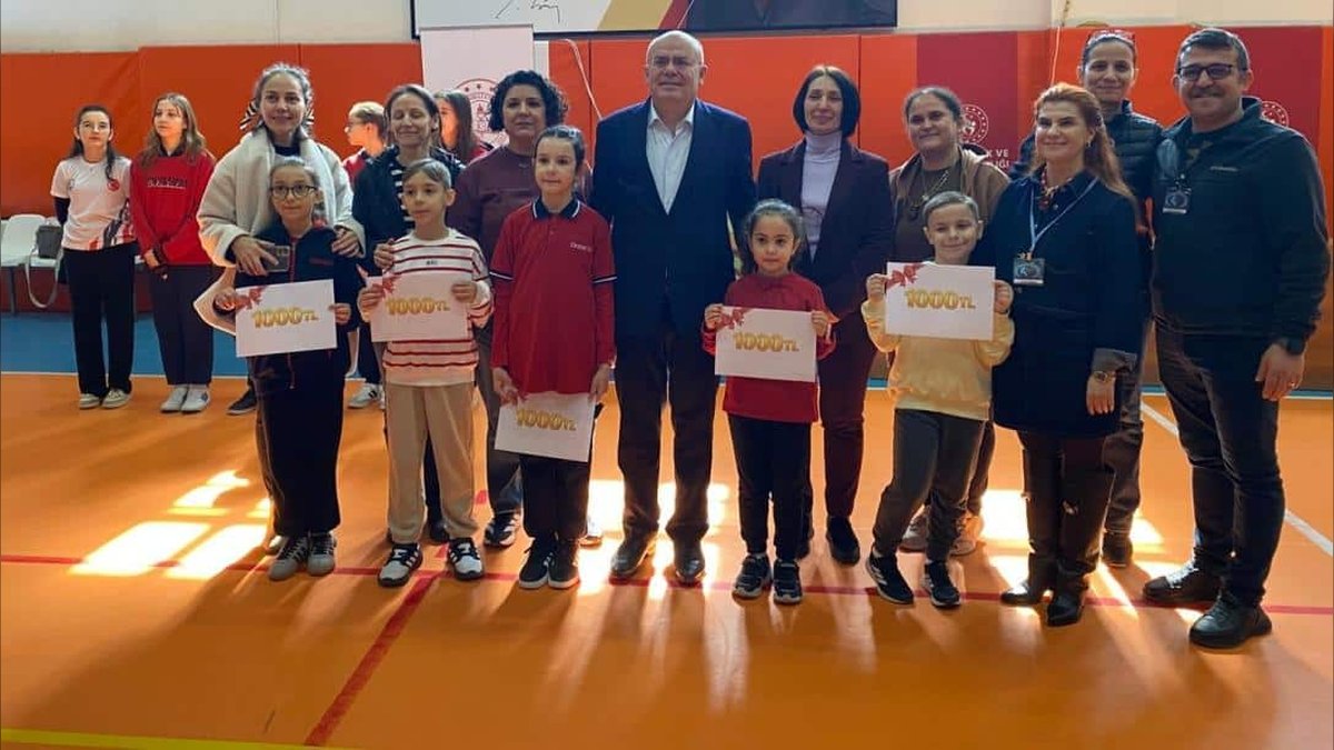 Uzunköprü'de Akıl ve Zeka Oyunları Turnuvası Başarıyla Tamamlandı