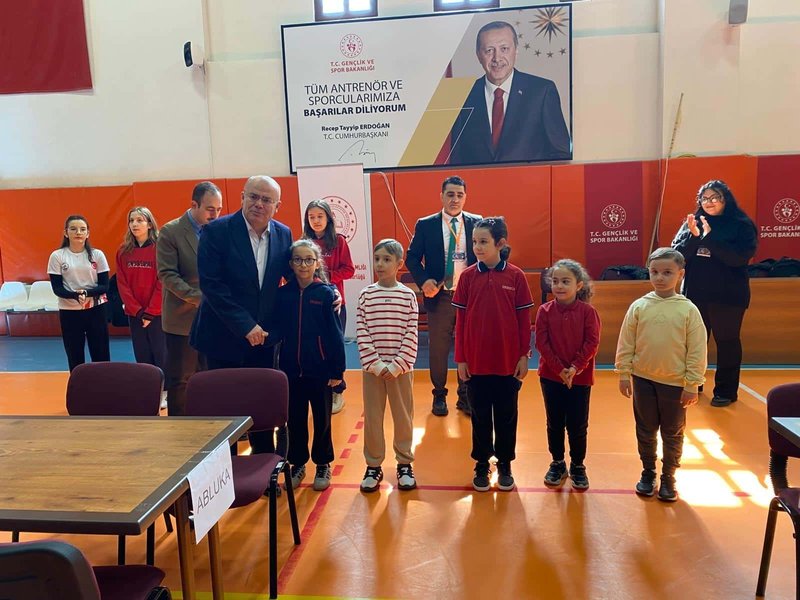 Uzunköprü'de Akıl ve Zeka Oyunları Turnuvası Başarıyla Tamamlandı - Görsel 5