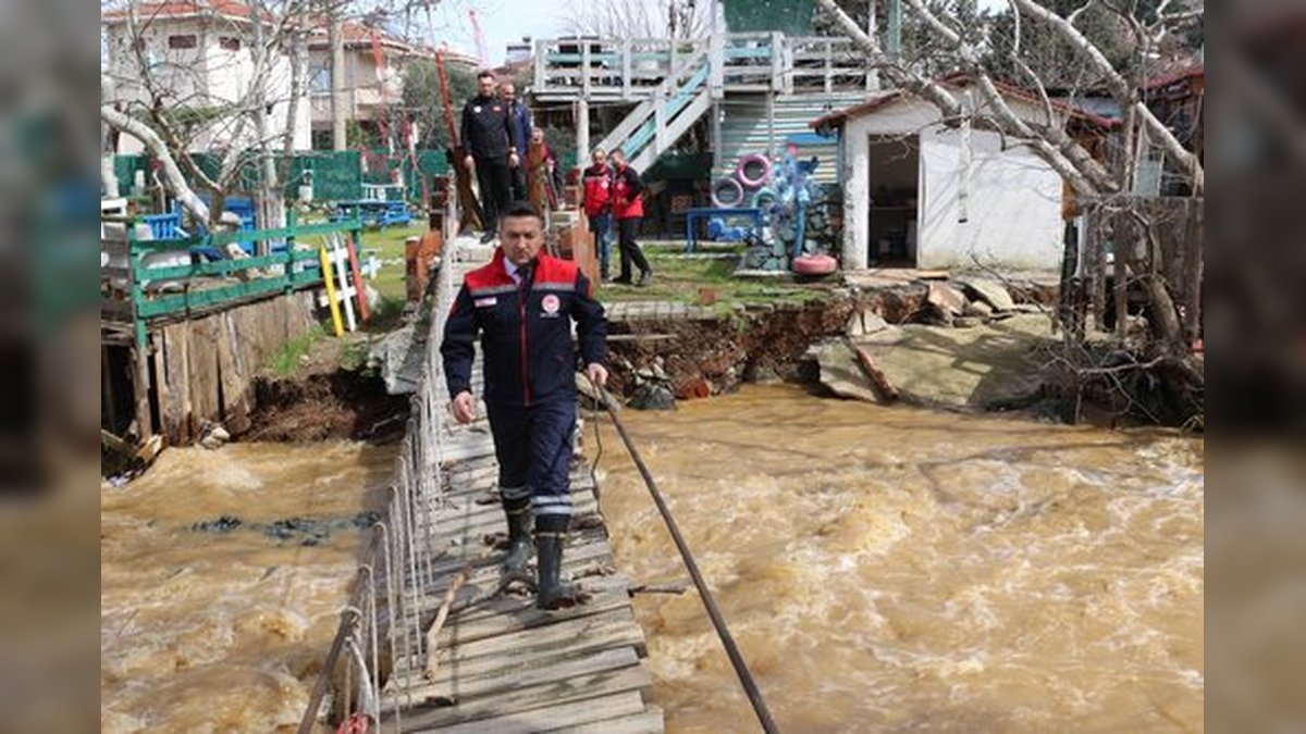 Yalova Tarım ve Orman İl Müdürü Mustafa İlmeç'ten Sel Felaketi Sonrası Çınarcık'ta İnceleme