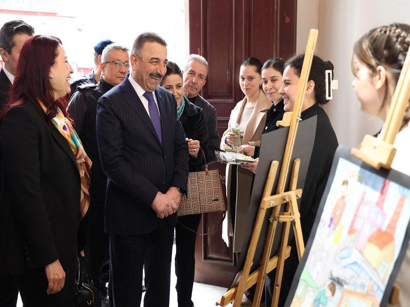 Zonguldak Valiliği'nden 'Çocuk ve Vergi' Resim Sergisi Açılışı - Görsel 2