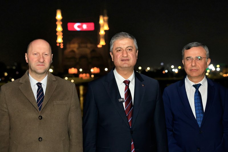 Adana Taşköprü'de Aydınlatma Çalışmalarının İlk Etabı Tamamlandı - Görsel 2