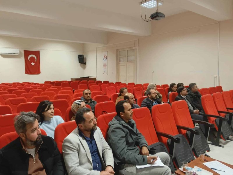 Akseki'de Okul Yöneticileriyle Eğitimde Türkiye Yüzyılı Maarif Modeli Toplantısı - Görsel 4