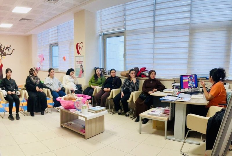 Antalya Eğitim ve Araştırma Hastanesi Gebe Okulu'nda Eğitimler Devam Ediyor - Görsel 3