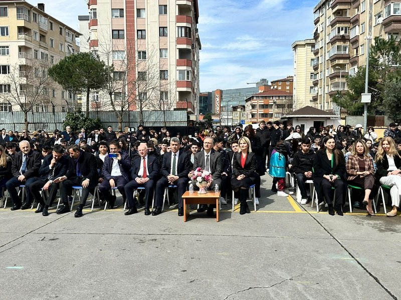 Ataşehir Kaymakamlığı'ndan Nevruz Kutlaması: Fidan Dikimi ve Geleneksel Etkinlikler - Görsel 4