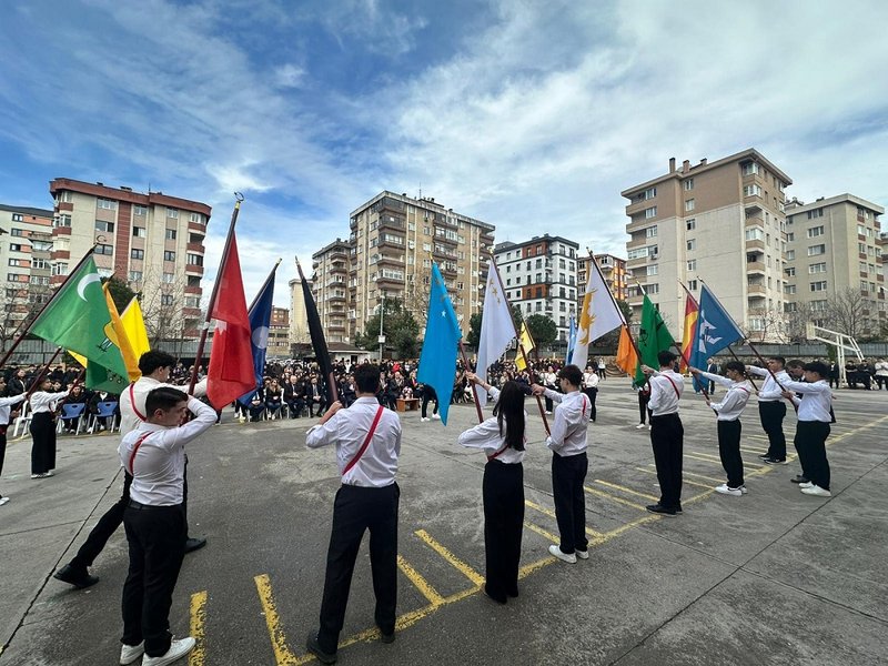 Ataşehir Kaymakamlığı'ndan Nevruz Kutlaması: Fidan Dikimi ve Geleneksel Etkinlikler - Görsel 5