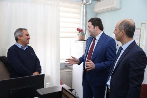 Balıkesir İl Sağlık Müdürü Dr. Miraç Çavdar'dan Edremit Devlet Hastanesi'ne Ziyaret - Görsel 4