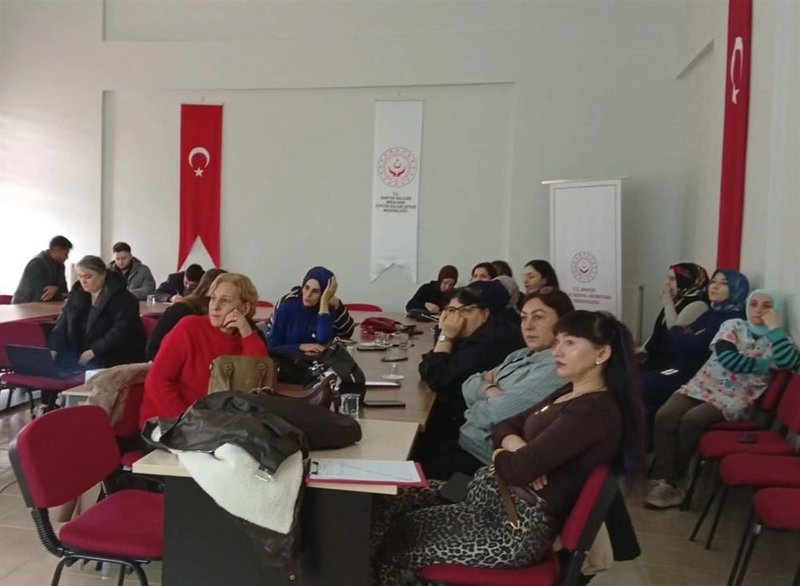 Bartın İl Sağlık Müdürlüğü'nden Hijyen ve Kanser Farkındalığı Eğitimleri - Görsel 2