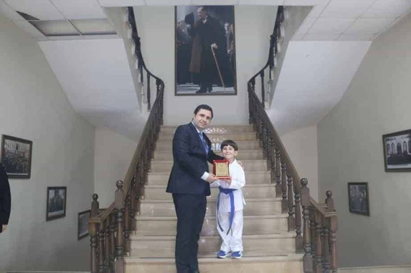 Biga İlkokulu Öğrencisi Karate Şampiyonası'nda Bronz Madalya Kazandı - Görsel 3