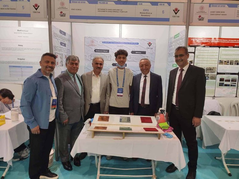 Bor İlçe Milli Eğitim Müdürü, TÜBİTAK Proje Sergisini Ziyaret Etti - Görsel 2