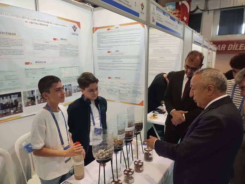 Bor İlçe Milli Eğitim Müdürü, TÜBİTAK Proje Sergisini Ziyaret Etti - Görsel 5