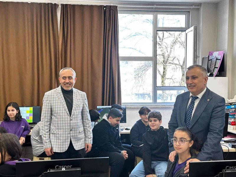 Bursa İl Milli Eğitim Müdürü Gürhan Çokgezer'den Kestel'de Eğitim İncelemeleri - Görsel 3