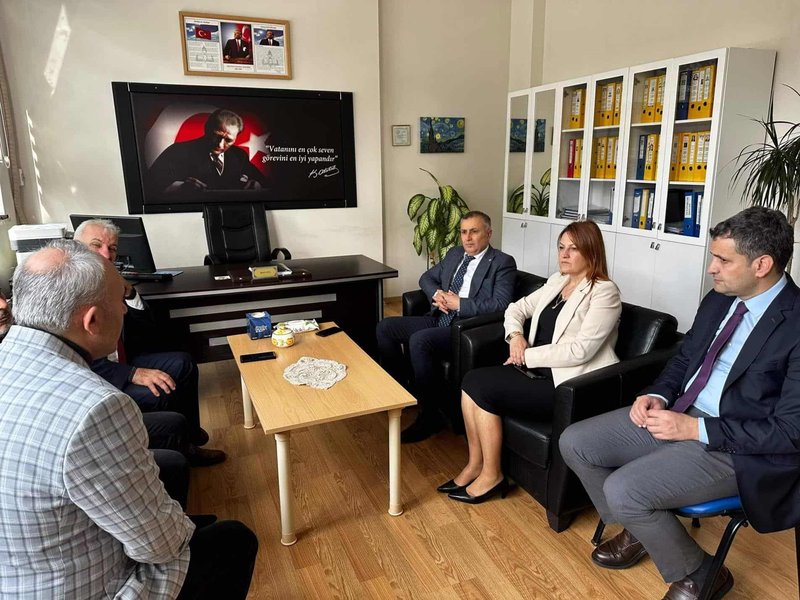 Bursa İl Milli Eğitim Müdürü Gürhan Çokgezer'den Kestel'de Eğitim İncelemeleri - Görsel 5