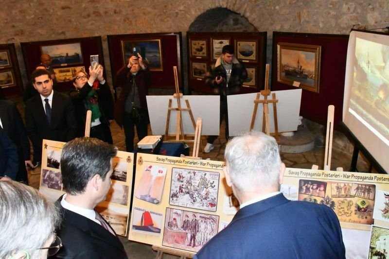 Çeşme Kaymakamlığı'ndan Çanakkale Deniz Savaşları Sergisi'ne Ziyaret - Görsel 5