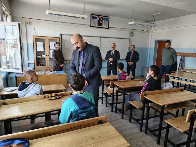 Çorum'da Kapsayıcı Eğitim Projesi Kapsamında Okul Ziyaretleri - Görsel 4