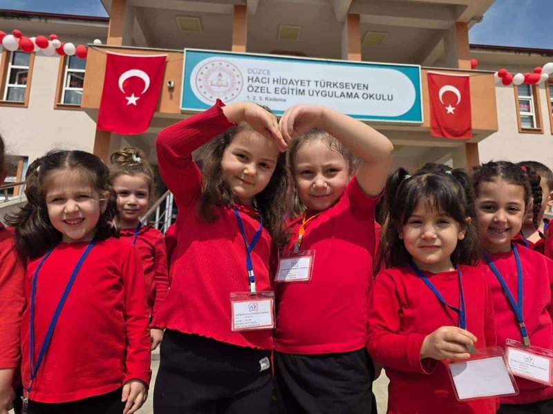 Düzce'de Otizm Farkındalık Günü'nde Özel Etkinlik - Görsel 2