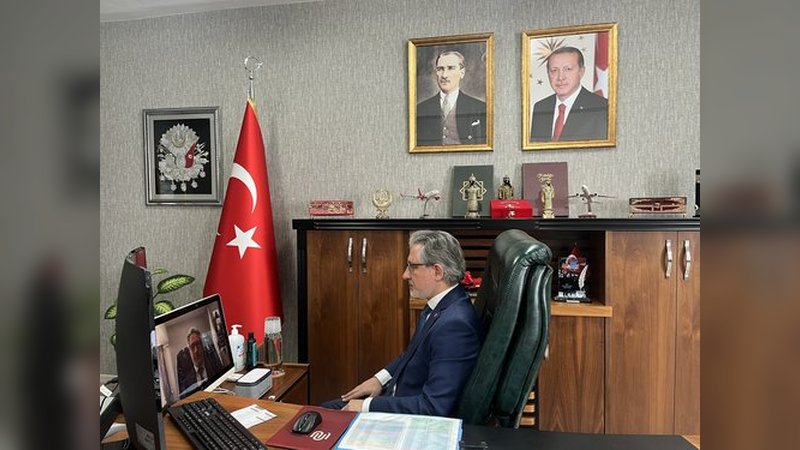 Fatih İlçe Millî Eğitim Müdürü Çepni'den Dede Korkut Öykü Yarışması Toplantısı