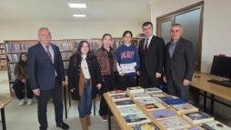 Gürgentepe İlçe Milli Eğitim Müdürü Öğrencilerle Buluştu, Kütüphaneler Haftası Etkinlikleri Kapsamında Ödül Töreni Düzenlendi - Görsel 3