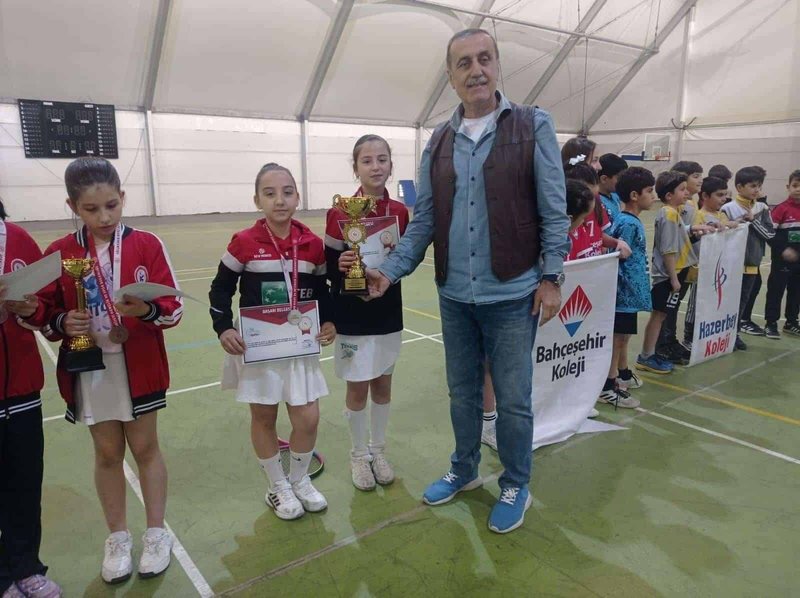 Hanönü İlçe Milli Eğitim Müdürlüğü Öğrencileri Okul Sporları Teniste İl Birincisi Oldu - Görsel 4