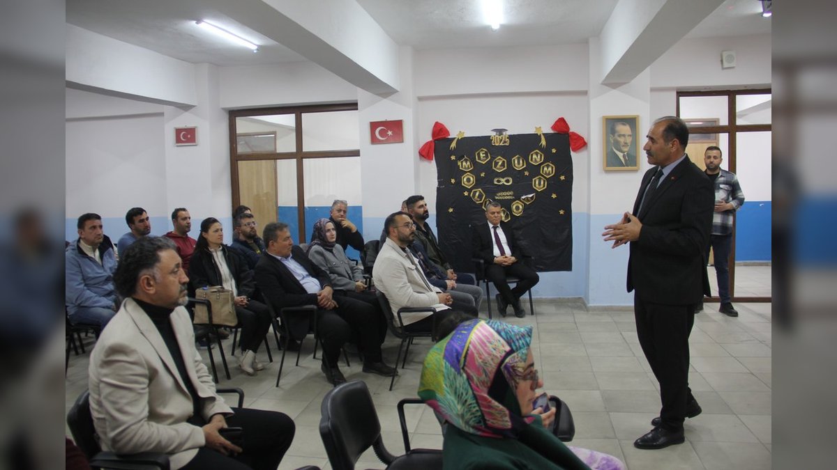 Iğdır'da Açık Uçlu Madde Yazma Semineri Düzenlendi