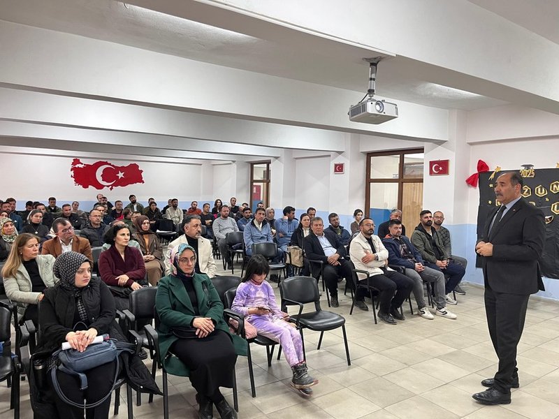 Iğdır'da Açık Uçlu Madde Yazma Semineri Düzenlendi - Görsel 4
