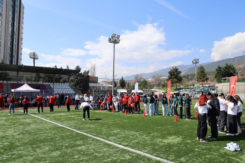 Karabük İl Milli Eğitim Müdürü Özel Öğrencilerle Otizm Farkındalık Günü'nü Kutladı - Görsel 2