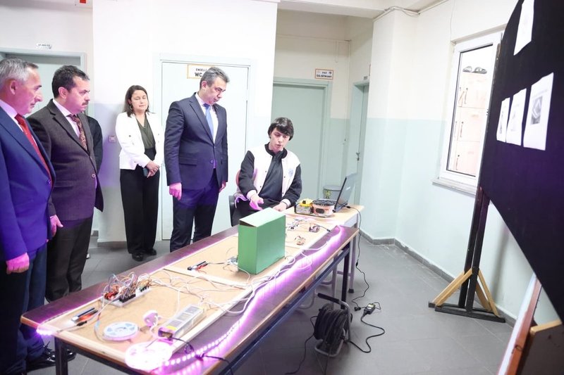 Kastamonu İl Milli Eğitim Müdürü Hasan Gümüş, Cide'de Mesleki Liselilerle Buluştu - Görsel 3