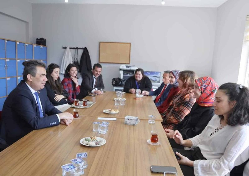 Kastamonu İl Milli Eğitim Müdürü Hasan Gümüş'ten Okul Ziyaretleri ve Eğitim Modeli Vurgusu - Görsel 2